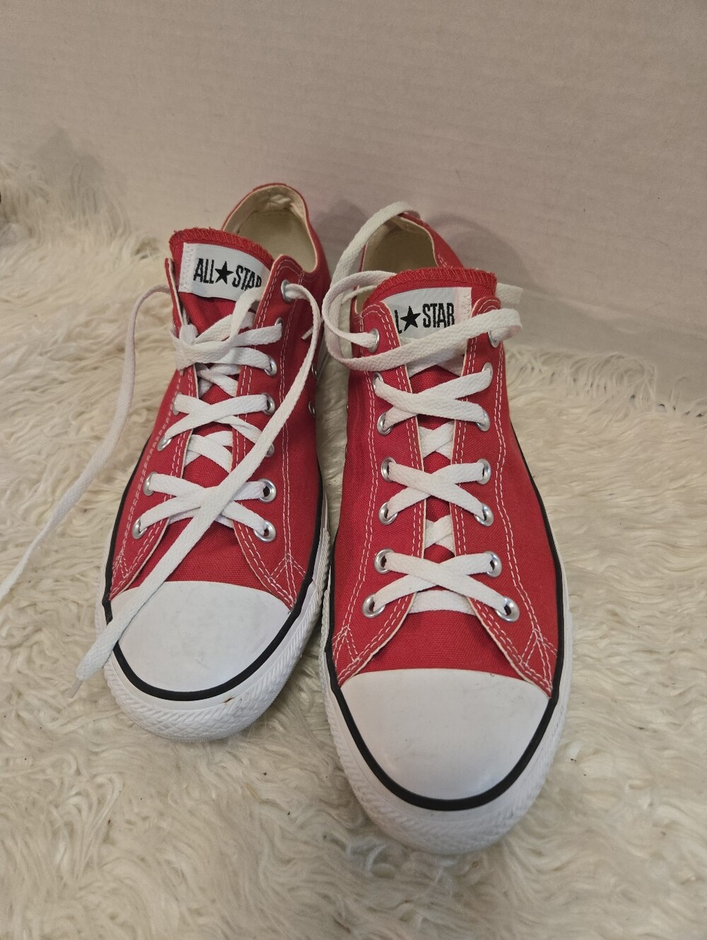 Converse Red and White Chuck Taylor Sneakers Classic Design unisex